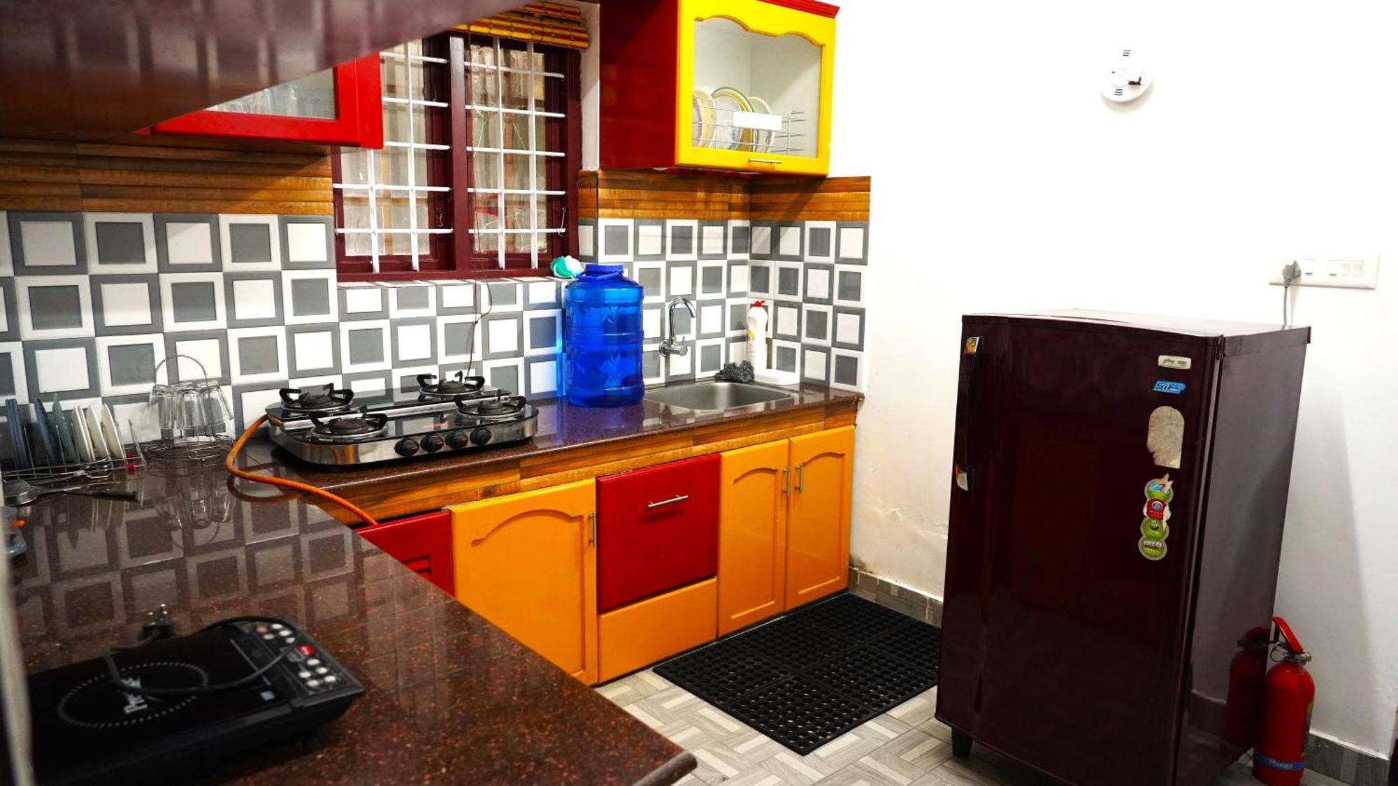 Arabian Nights Munnar Villa Bagian luar foto